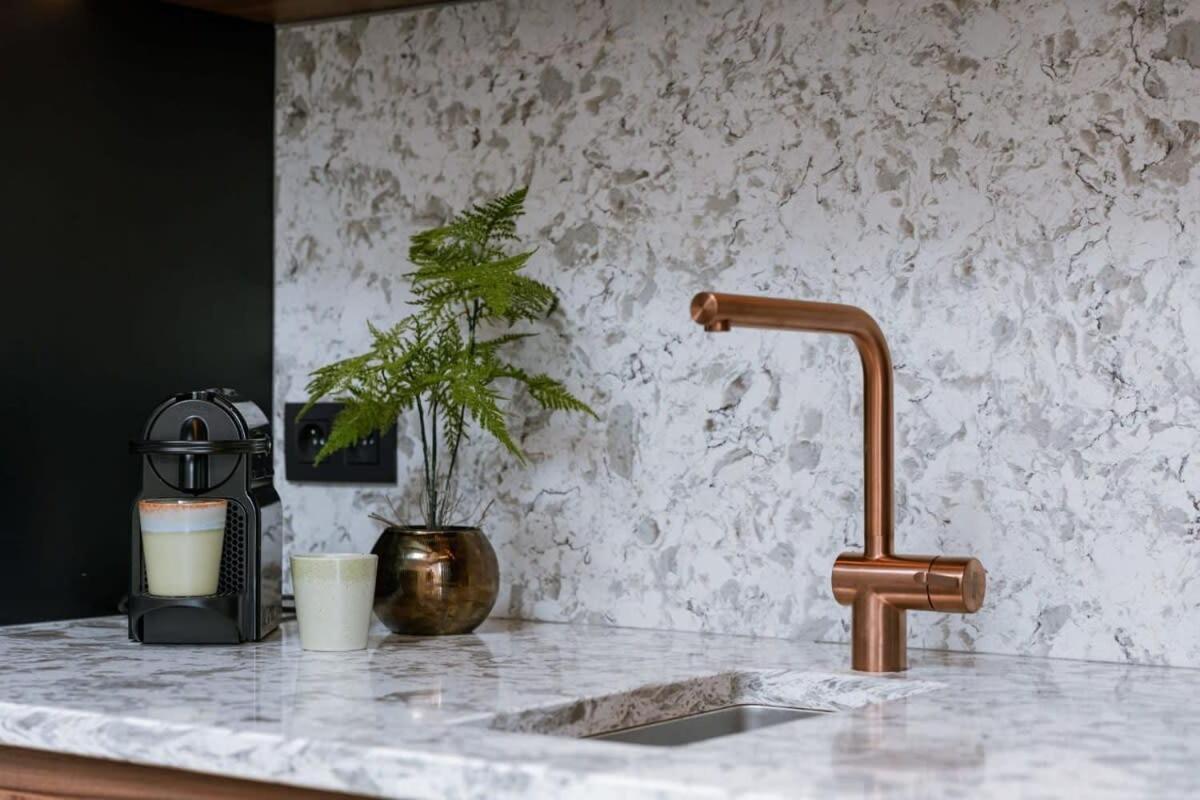 Huswell - Urban Getaway In The Heart Of Antwerp Apartment Ngoại thất bức ảnh
